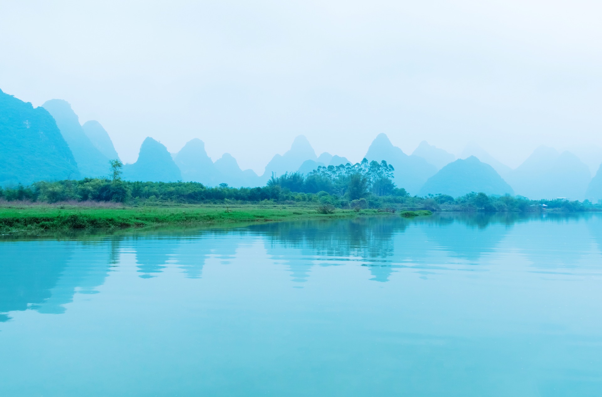 唯美小清新山水风景大图背景（2张）