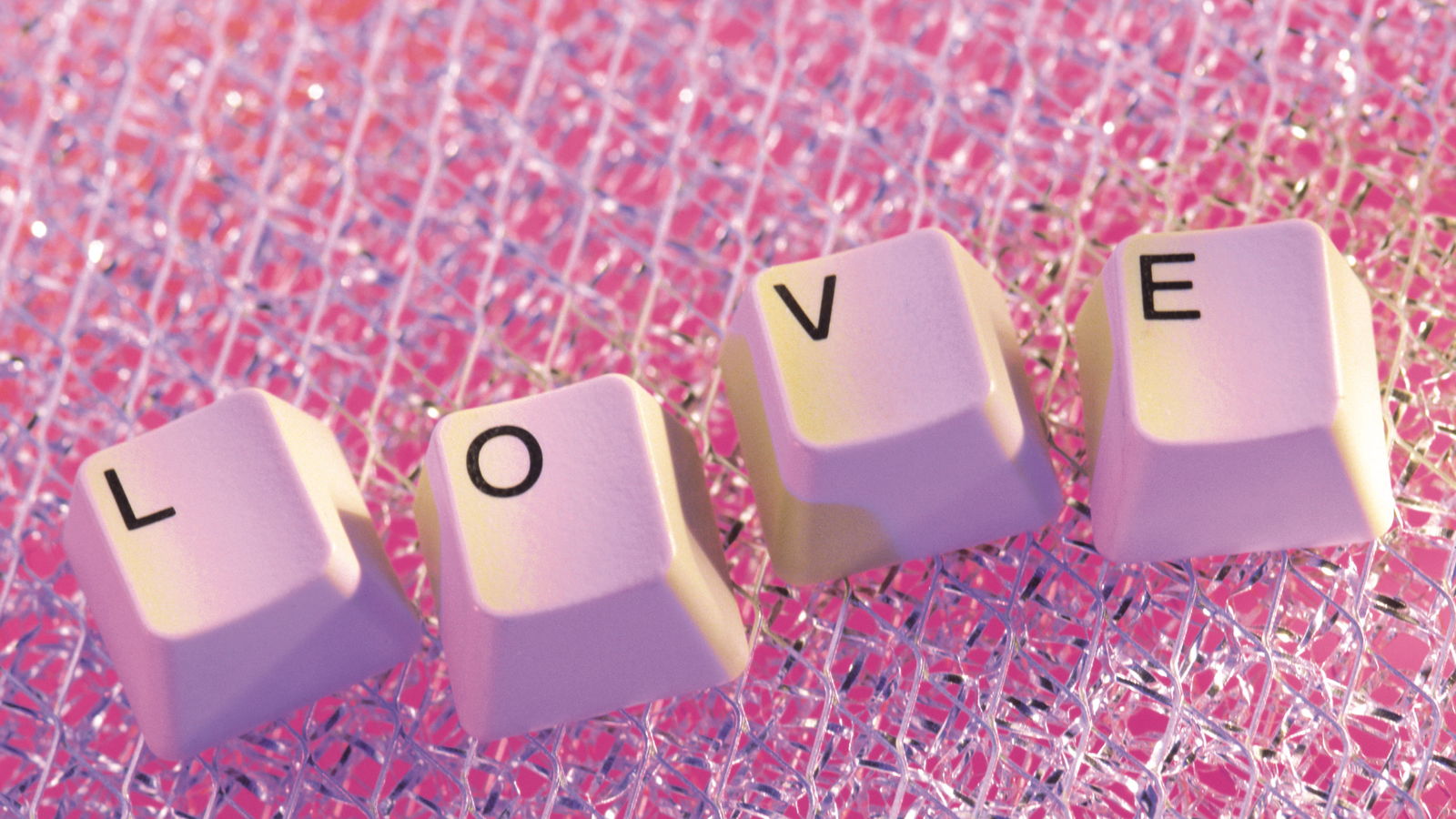 LOVE键盘按键爱情背景图片